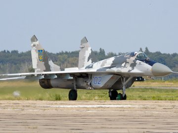Уряд вирішив «оселити» в Луцьку бойову  авіацію