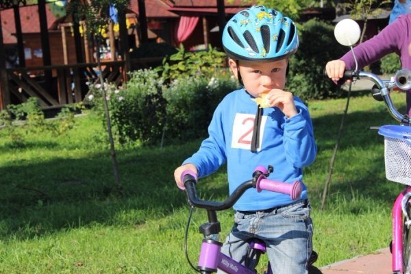 Маленькі лучани змагалися на велосипедах із благодійною метою. ФОТО