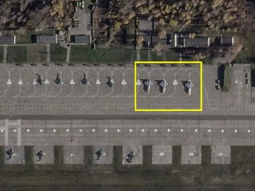 З'явилися нові супутникові знімки літаків РФ з «Кинджалами» на авіабазі в Білорусі