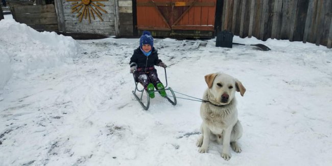 На Волині священник організував зимові розваги для односельчан. ФОТО