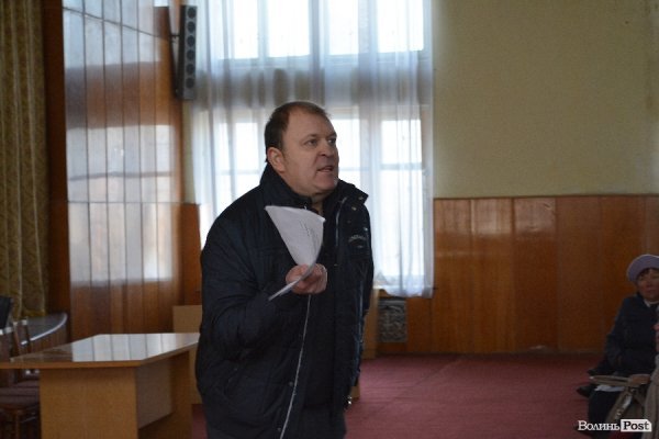 У Луцьку «розбиралися» з директором «Електротермометрії». ФОТО