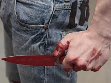 У Нововолинську чоловік порізав ножем свою 5-річну доньку