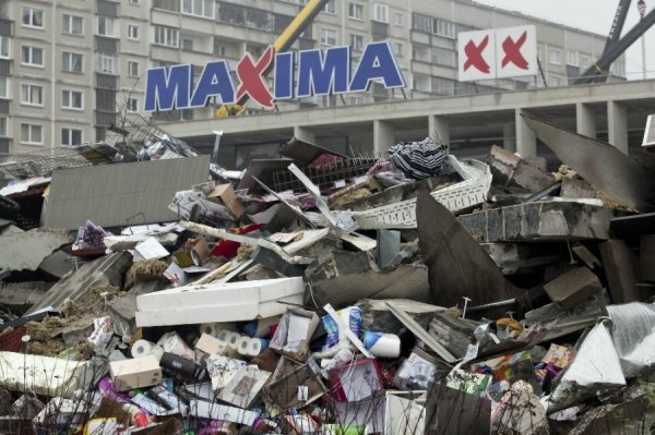 У Ризі обвалився дах торгового центру ‒ 52 людини загинули. ФОТО