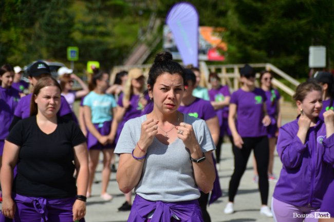 Найбільший в історії України Жіночий рух «За Майбутнє» зібрав десантниць на командно-тренувальні навчання