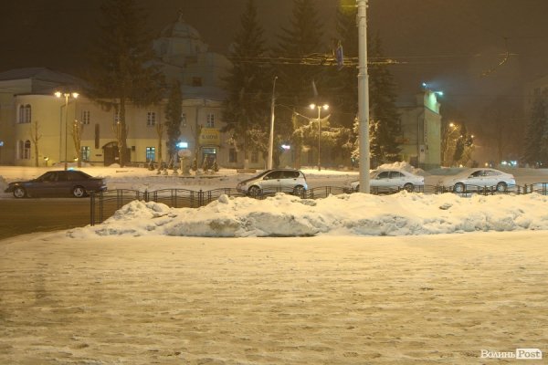 У Луцьку знову хуртовина. ФОТО