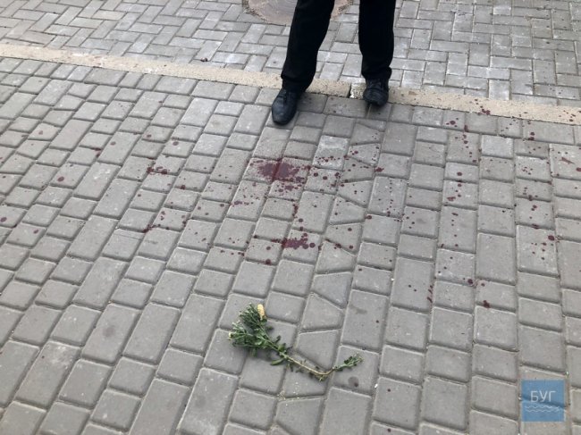 На Волині п'яний чоловік розтрощив магазин та авто колишньої дружини. ФОТО. ВІДЕО