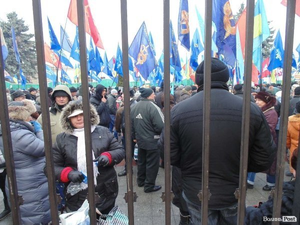 Майдан vs Антимайдан. НОТАТКИ ОЧЕВИДЦЯ