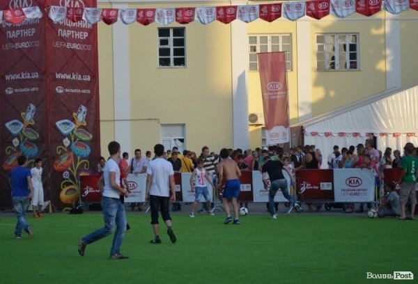 Фінал «Євро-2012» у Луцьку: гурт С.К.А.Й., нагороди, розваги. ФОТО