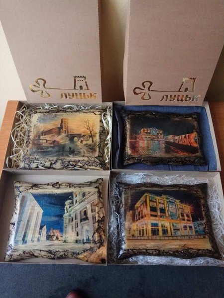 Забракували: у Луцьку на конкурсі не обрали кращий ексклюзивний сувенір. ФОТО