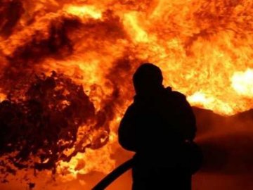 На Волині  горіли дві господарські споруди і будинок