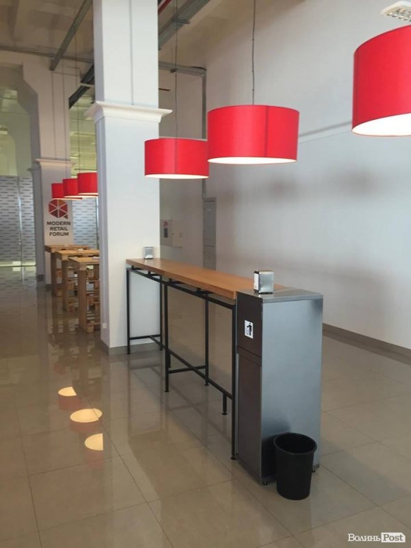 Робоче місце директора виробництва Modern Expo. АНОНС