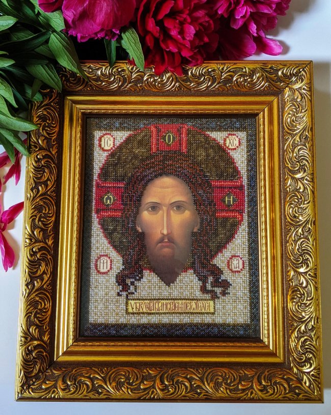 У церкві в Луцькому районі проведуть аукціон врятованих військовими ікон з Донбасу 