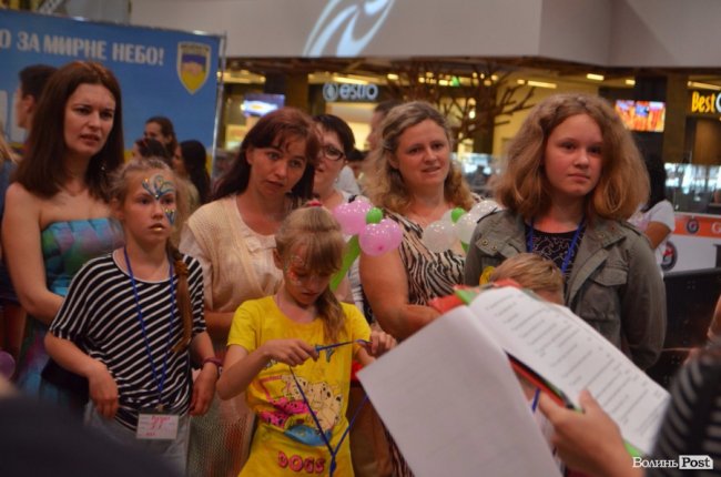 Діти наших Героїв: у «ПортСity» розважали дітей волинських атовців