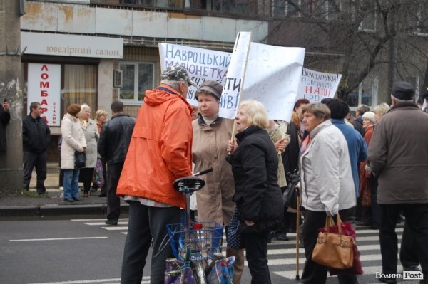 Бунт у Луцьку: як перекривали дорогу. ФОТО. ВІДЕО