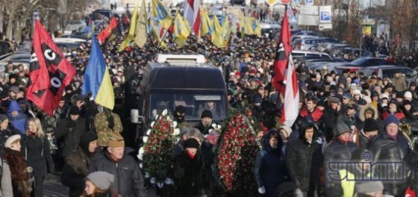 У Києві попрощалися з Михайлом Жизневським, вбитим на Грушевського. ФОТО