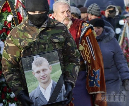 У Києві попрощалися з Михайлом Жизневським, вбитим на Грушевського. ФОТО