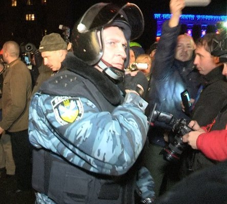 «Беркутівці», які засвітилися в нічних сутичках. ФОТО