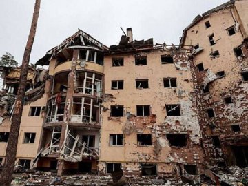 Людям, які відновлюють зруйноване війною житло за власні гроші, компенсують витрати, — Шмигаль