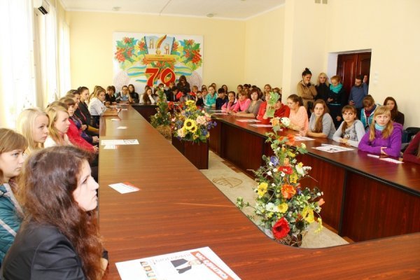 «Прагну, щоб мій син жив у новій Україні», – кандидат у народні депутати Роман Іванюк*