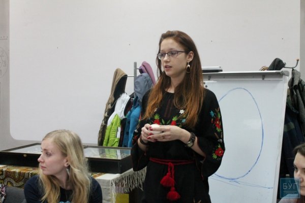 Маленьких нововолинців навчали мистетву писанкарства. ФОТО