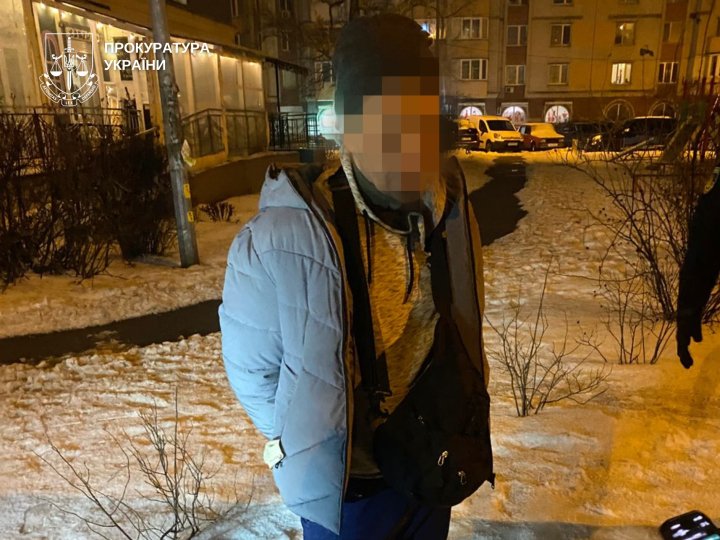 Познайомився з дитиною в соцмережі: на Волині житель Київщини вчиняв розпусні дії щодо 12-річної дівчинки