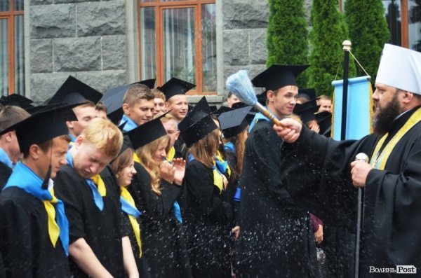 Першокурсників СНУ благословили на гарне навчання. ФОТО