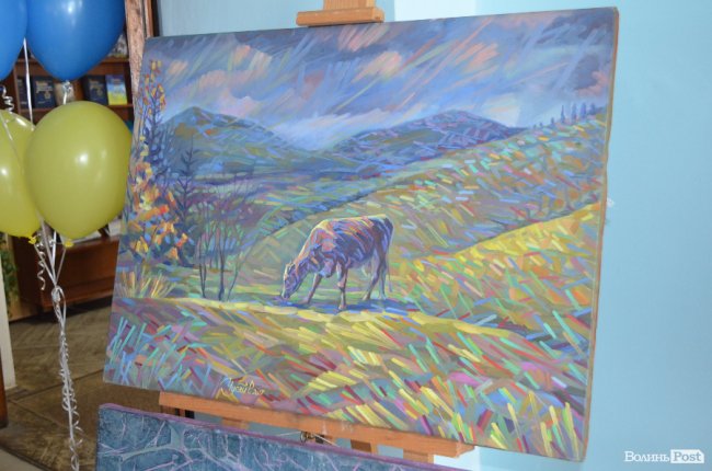 «Надихає саме життя»: у Луцьку відкрили яскраву виставку картин. ФОТО