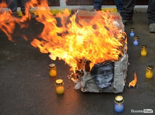 П'ятий день Нового Майдану у Луцьку. ФОТО