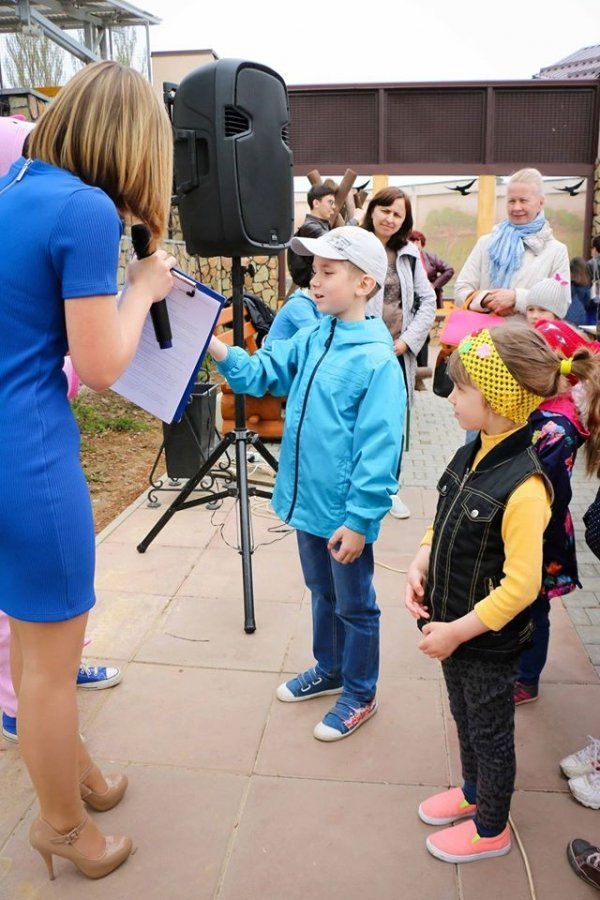 У Луцькому зоопарку продавали розмальовки, щоб нагодувати бездомних тварин. ФОТО 