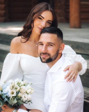 «До цього ніколи не можна бути готовою»: історія волинянки, яка втратила на війні чоловіка і сина