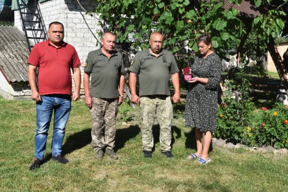 На Волині ордени полеглих Героїв вручили їхнім рідним