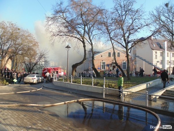 Фото великої пожежі в центрі Луцька. ДОПОВНЕНО