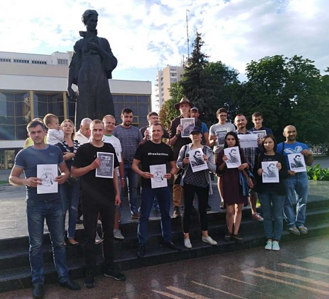 У Луцьку – акція на підтримку Олега Сенцова