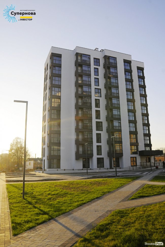 Звіт з будівництва ЖК «Супернова»: у четвертому будинку встановлюють вікна*