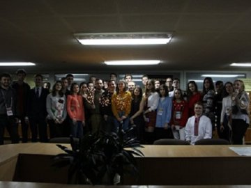 «Новорічний дебатний кубок»: у Луцьку відбувся всеукраїнський турнір з літератури. ФОТО