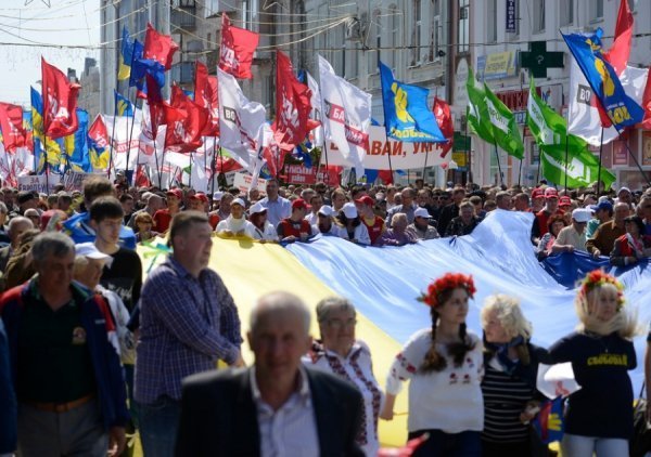 «Вставай, Україно!» в Сумах. ФОТО. ВІДЕО