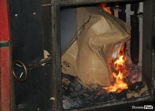 Під Луцьком знищили наркотиків на 2 мільйони гривень. ФОТО