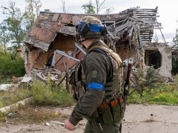 Під кожною подушкою  – граната: на Харківщині окупанти мінували будинки і школи