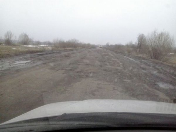 Дорога Львів ‒ Луцьк майже знищена. ФОТО