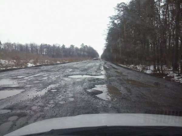 Дорога Львів ‒ Луцьк майже знищена. ФОТО