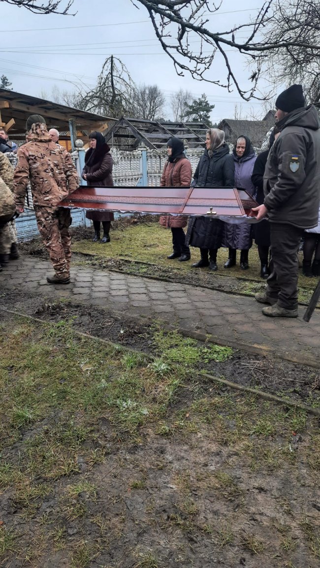 На Волині попрощалися із військовим Сергієм Панасюком, який загинув біля білоруського кордону. ФОТО
