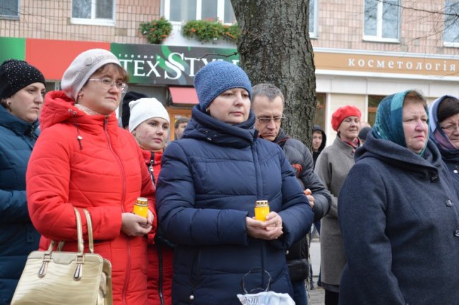 У Ковелі вшанували жертв Голодомору. ФОТО