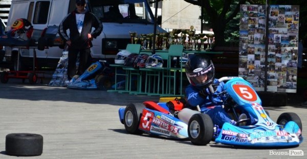 У центрі Луцька – виставка талантів зі всієї області. ФОТО 