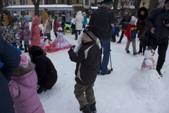 У Вінниці зліпили майже 300 сніговиків. ФОТО