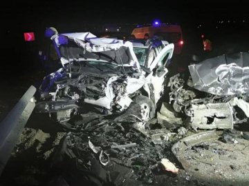 На трасі «Київ-Чоп» – жахлива аварія за участю чотирьох автівок. ФОТО