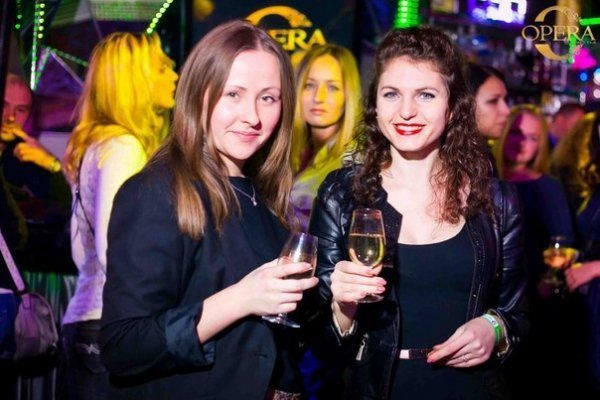 Чоловічий стриптиз у луцькому клубі. ФОТО