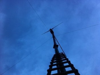 Майстер під Луцьком збудував «автономну хату»