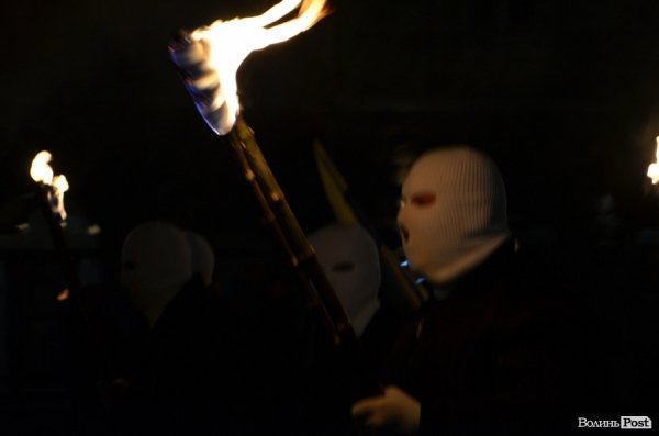 У Луцьку відбулася смолоскипна хода на честь річниці УПА. ФОТО. ВІДЕО