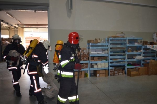 Під Луцьком - «пожежа» на фабриці. ФОТО. ВІДЕО