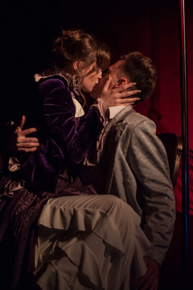 Театральний анонс: огляд вистав у Луцьку 10 – 14 січня